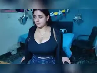 Xlovecam Adult Webcam of JazminYRyan
