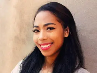 Xlovecam Sex Cam of ImMadeline